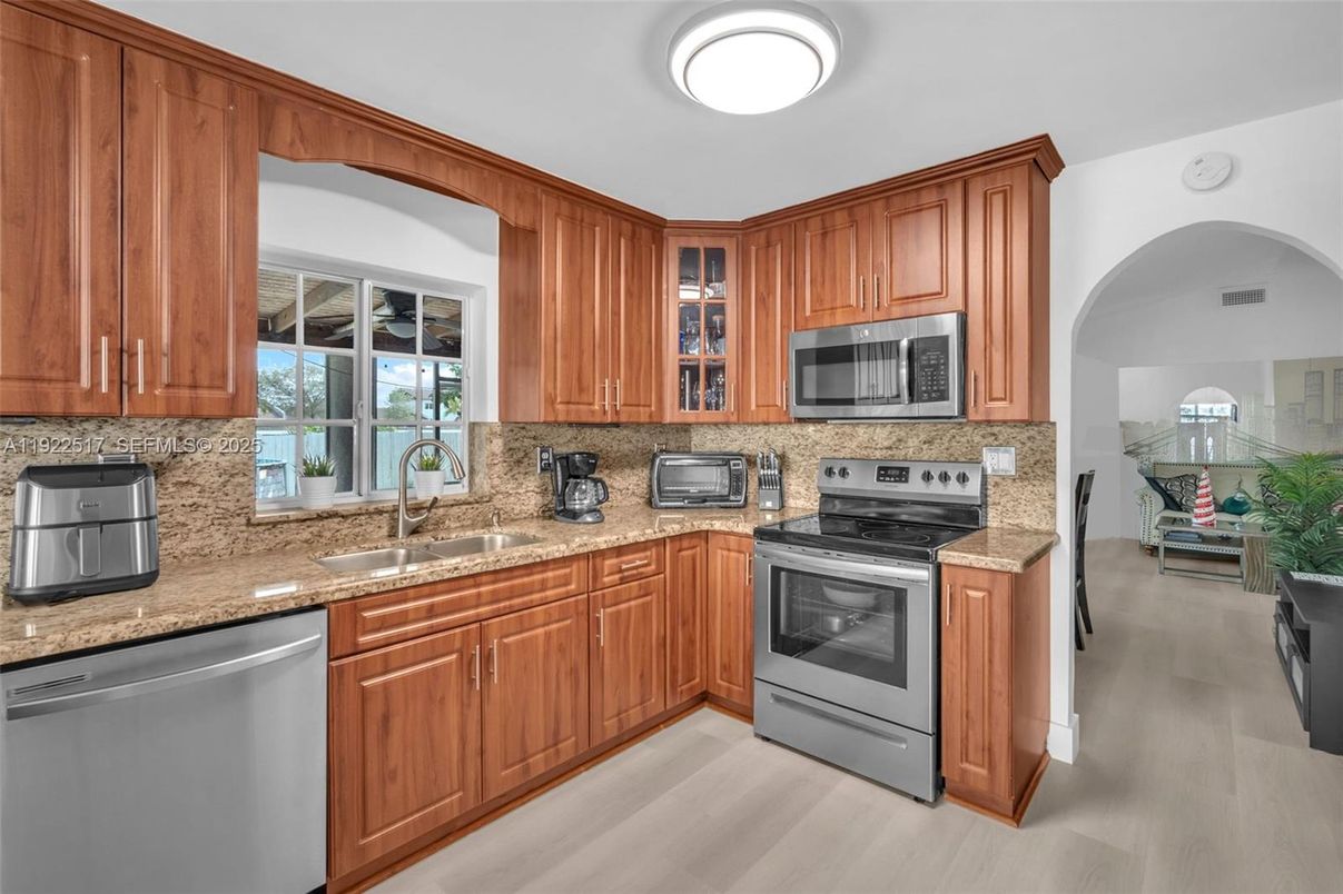 Interior, Kitchen, Stainless Steel Appliances, Wood Texture Flooring