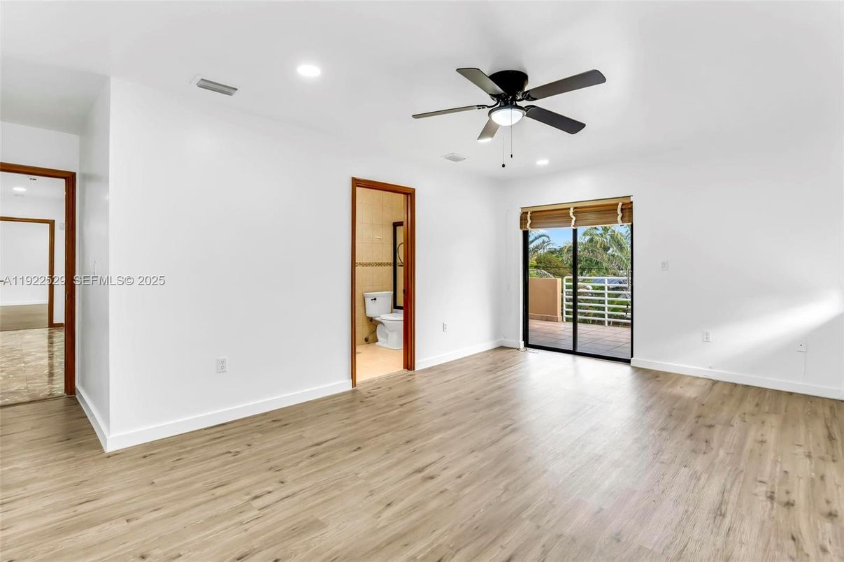 Bathroom, Empty room, Interior, Recessed Lighting, Wood Texture Flooring