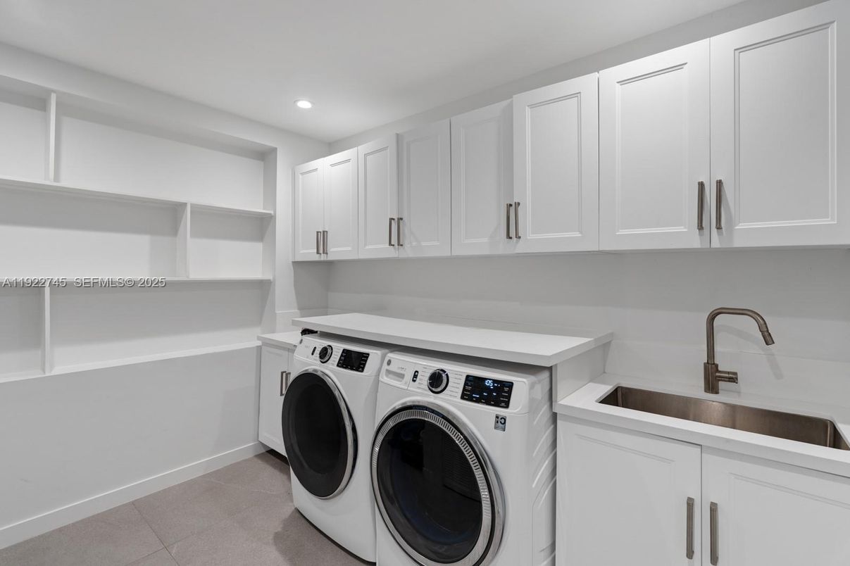 Interior, Recessed Lighting, Washer