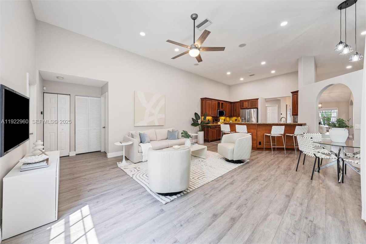 Dining room, Interior, Kitchen, Living room, Pendant Lights, Recessed Lighting, Wood Texture Flooring