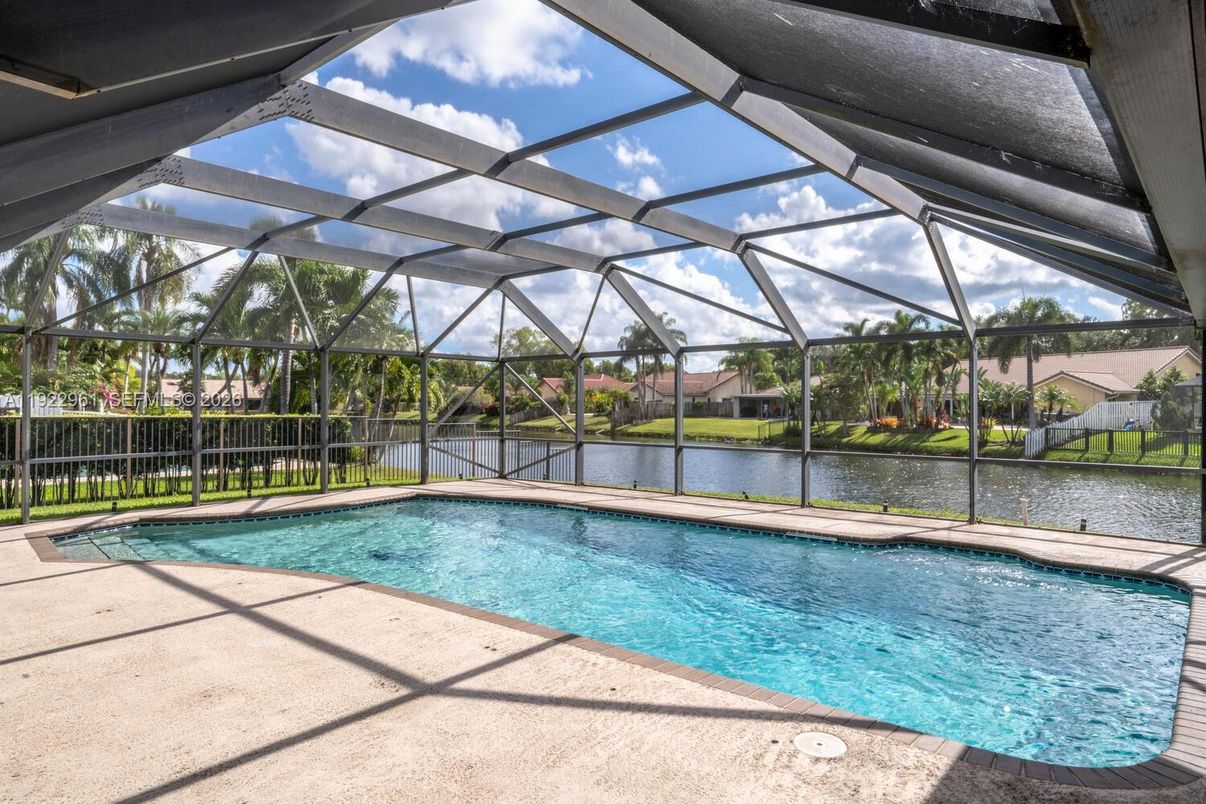 Glass Ceilings, Interior, Pool, Sun Room, Water