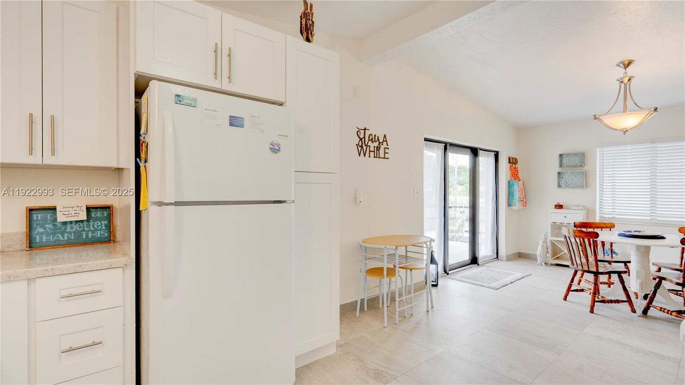 Dining room, Interior, Kitchen, Pendant Lights