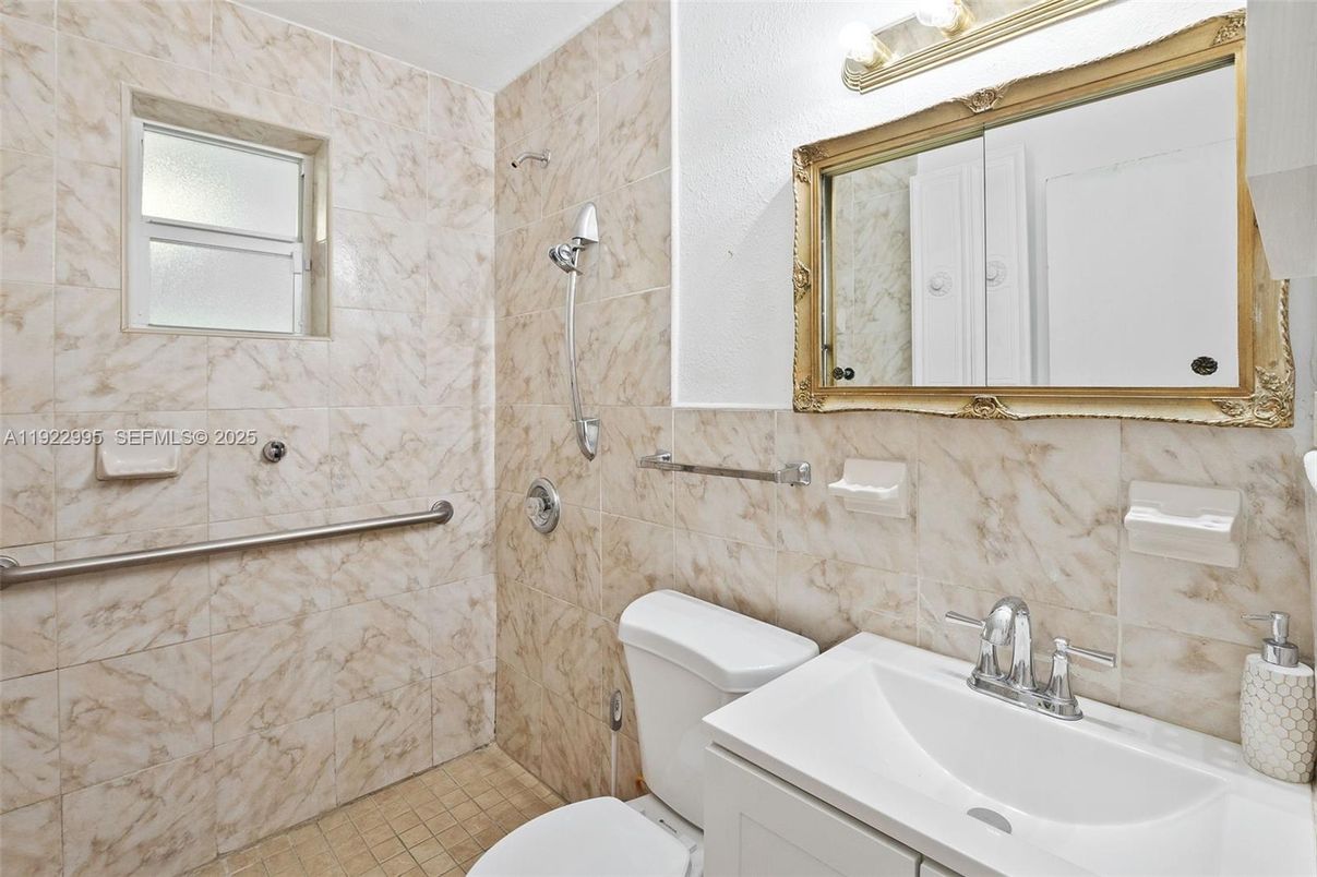 Bathroom, Interior, Marble Walls