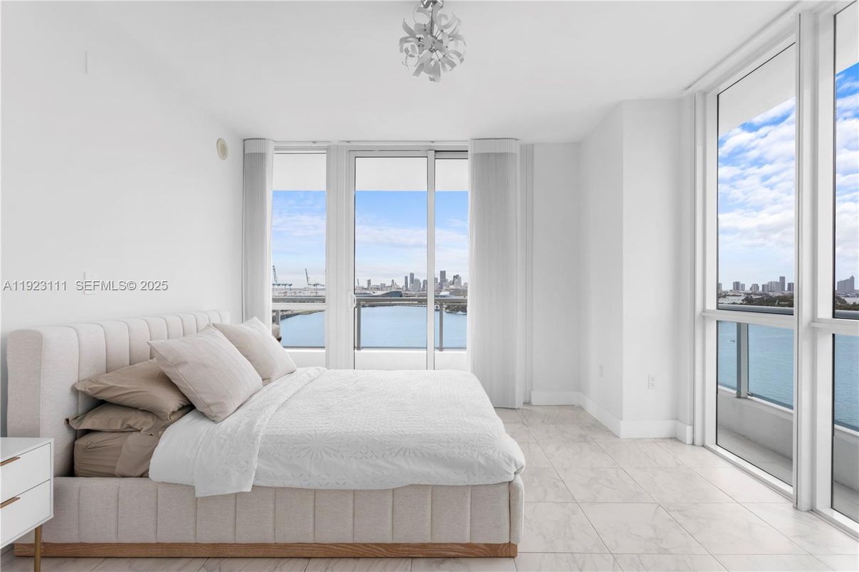 Bedroom, Interior, Marble, Water