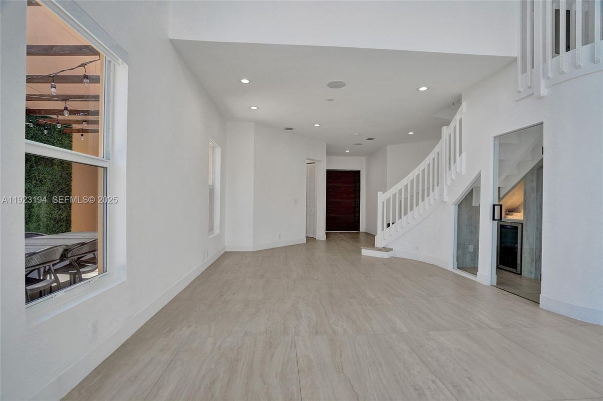 Interior, Recessed Lighting