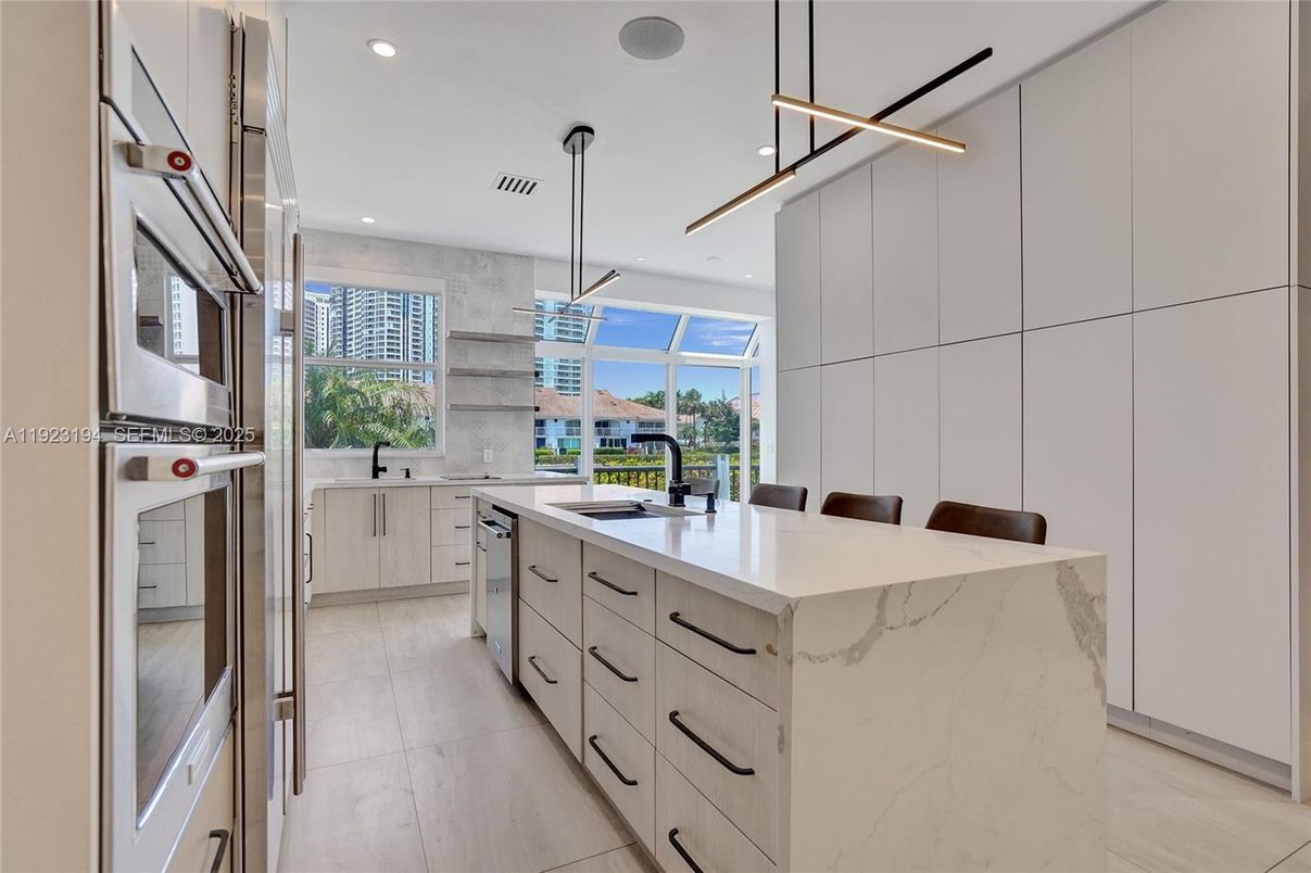 Interior, Kitchen, Pendant Lights, Recessed Lighting