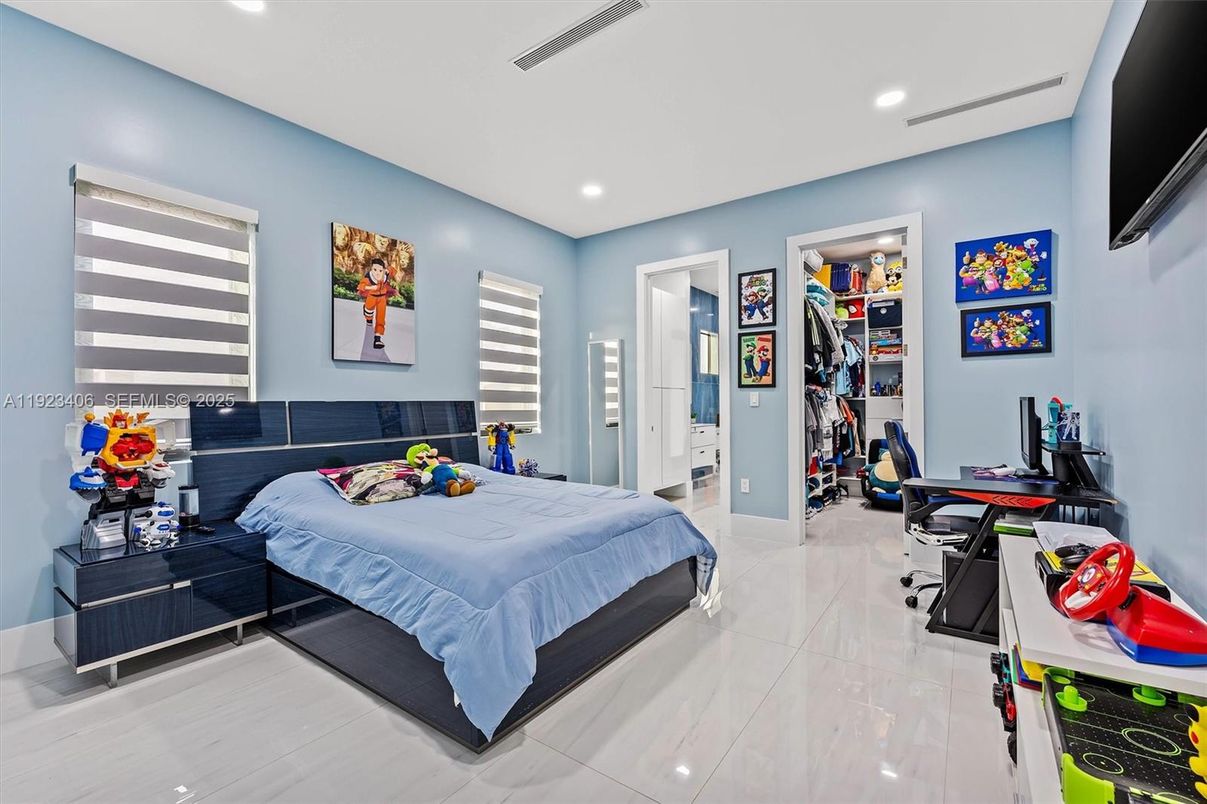 Bedroom, Home Office, Interior, Recessed Lighting