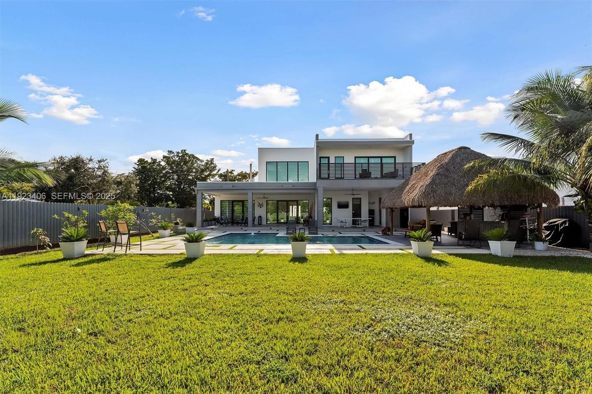 Backyard, Exterior, Pool