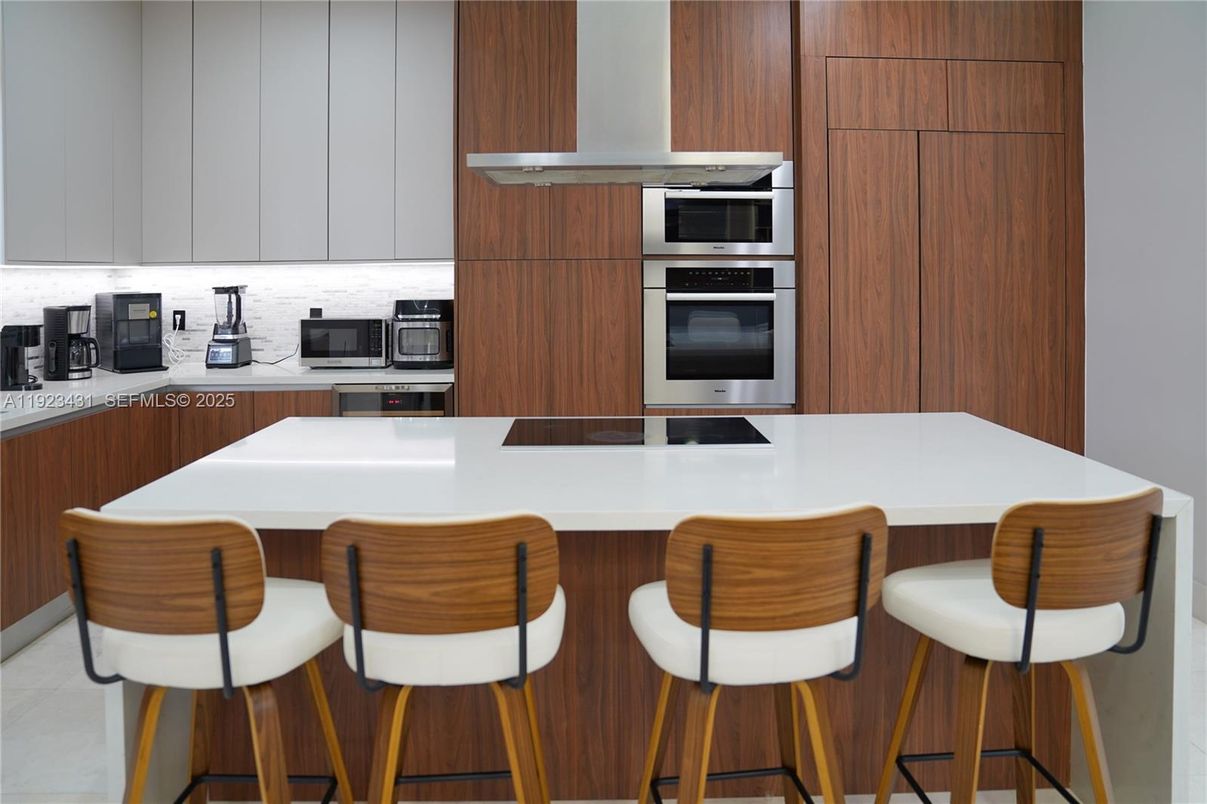 Interior, Kitchen, Stainless Steel Appliances
