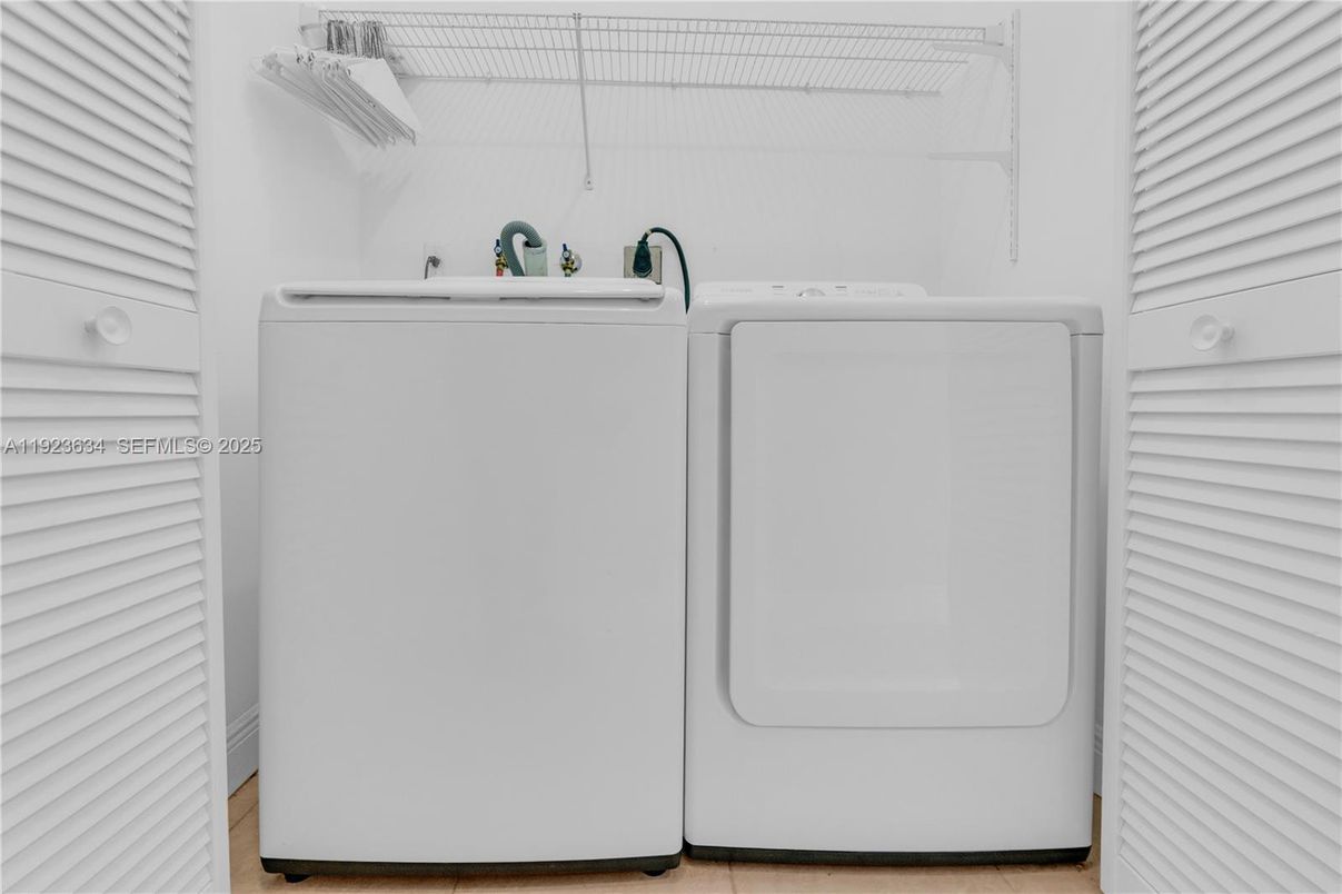 Interior, Utility Closets, Washer