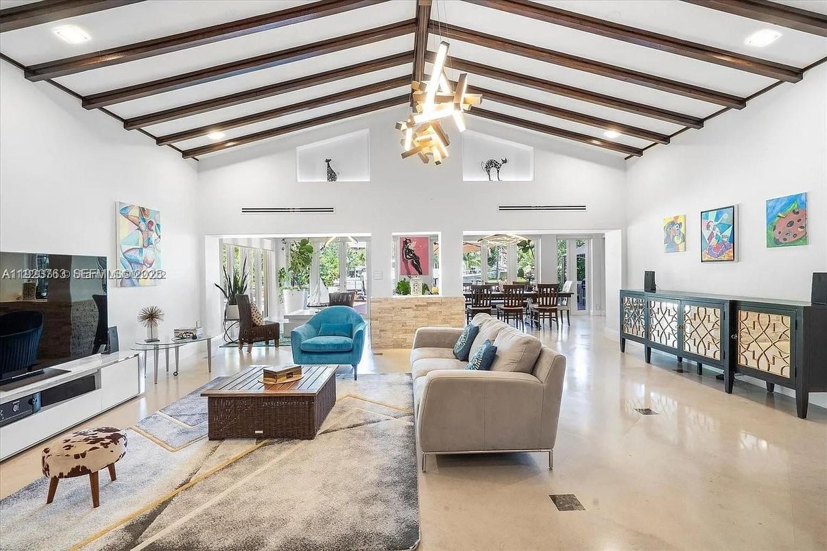 Dining room, Interior, Living room, Recessed Lighting, Wooden Beams