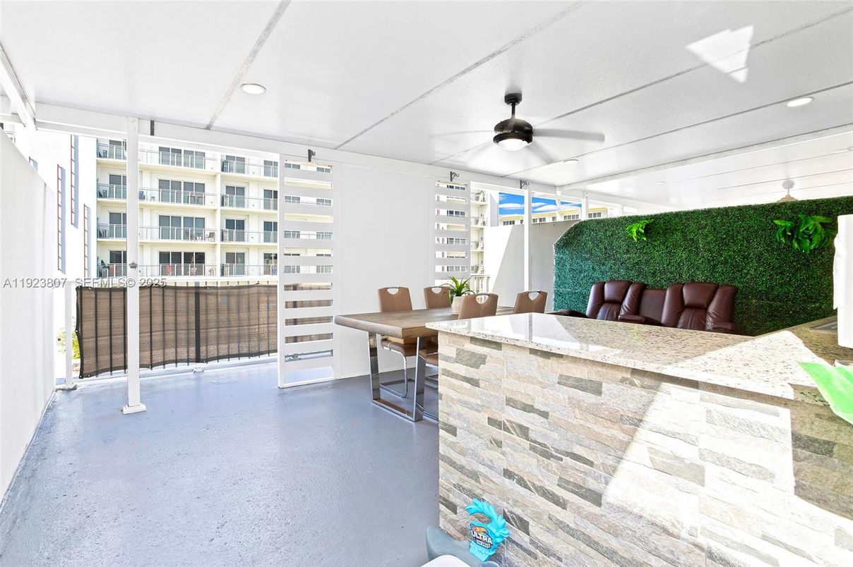 Exterior, Recessed Lighting