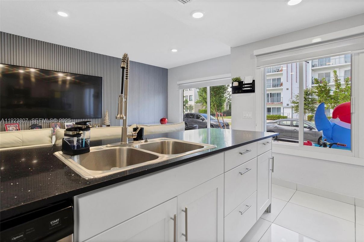 Interior, Kitchen, Recessed Lighting