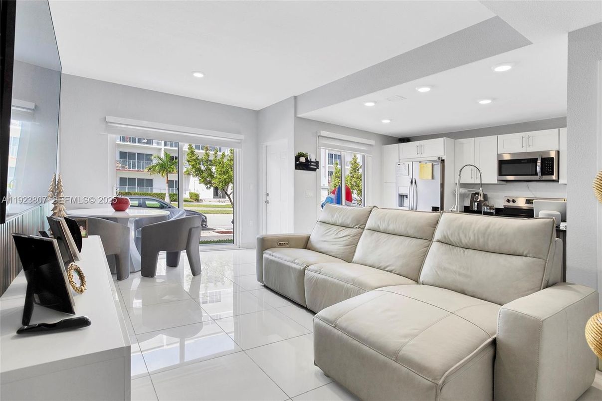 Dining room, Interior, Kitchen, Living room, Recessed Lighting, Stainless Steel Appliances
