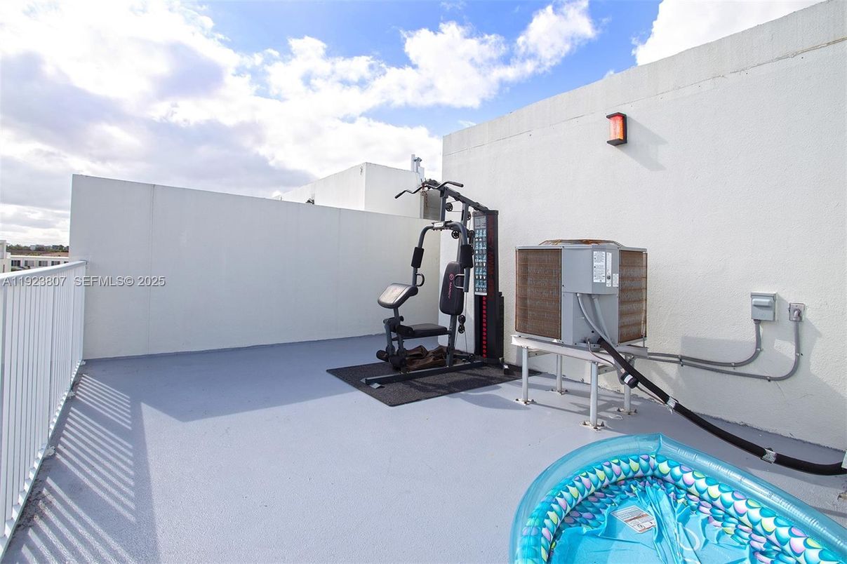 Exterior, Fitness Equipment