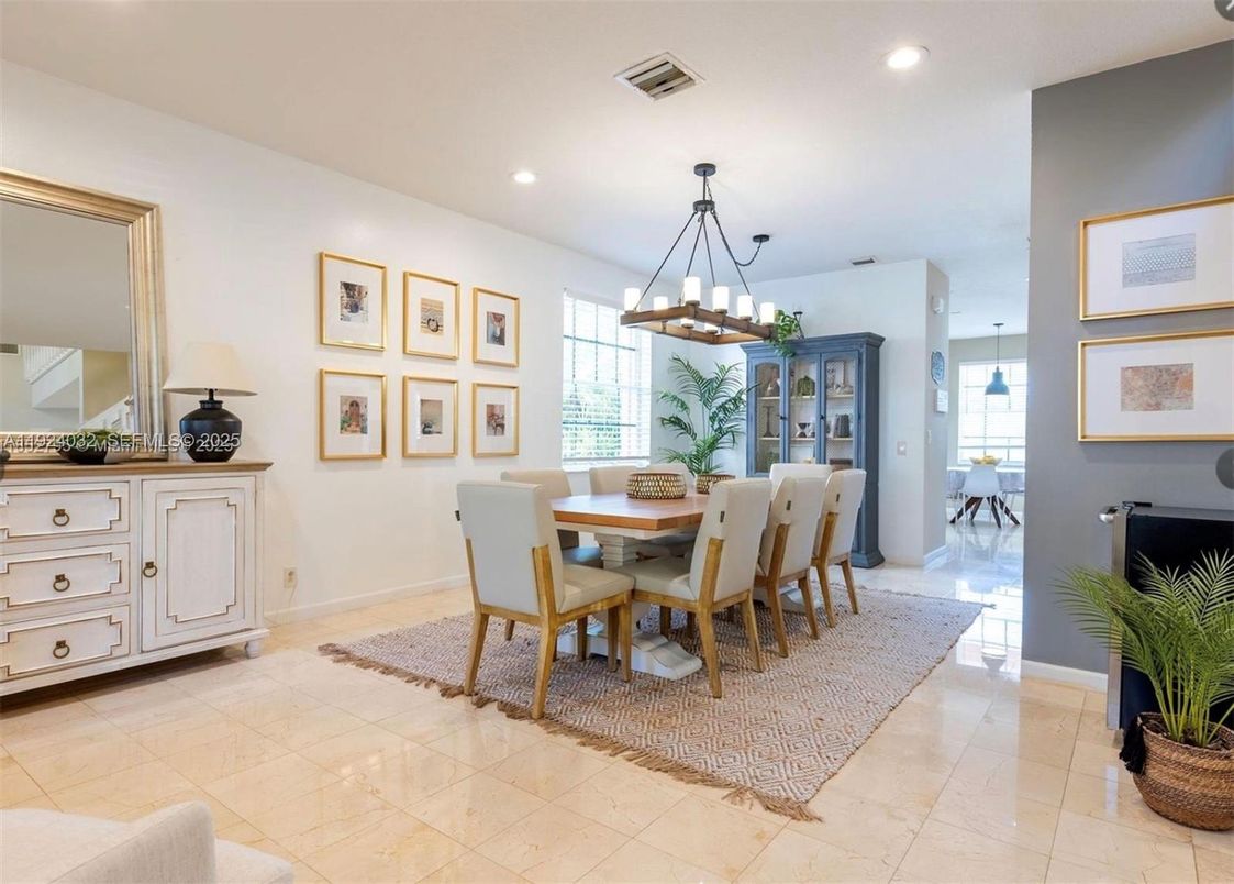 Chandelier, Dining room, Interior, Pendant Lights, Recessed Lighting
