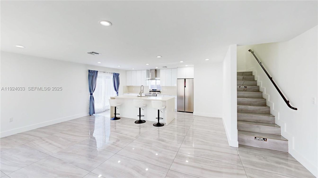 Interior, Kitchen, Recessed Lighting