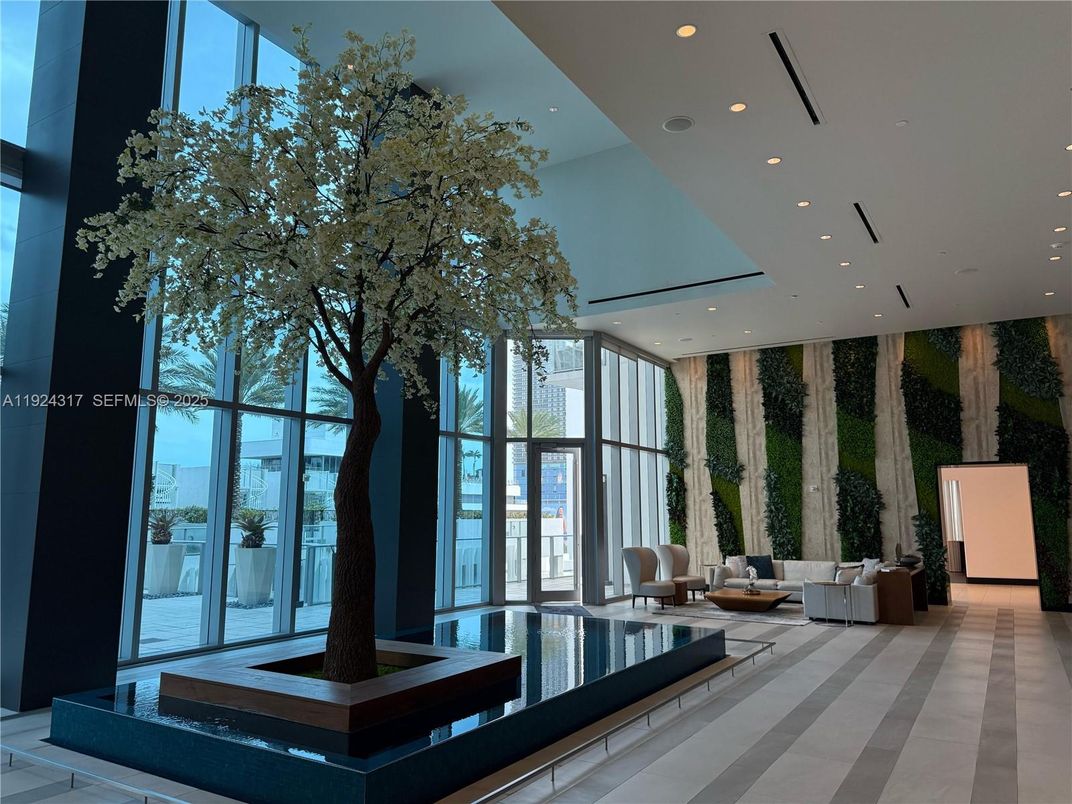 Interior, Recessed Lighting