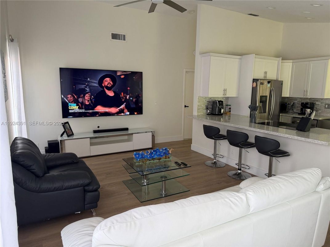 Interior, Kitchen, Living room, Recessed Lighting, Wood Texture Flooring