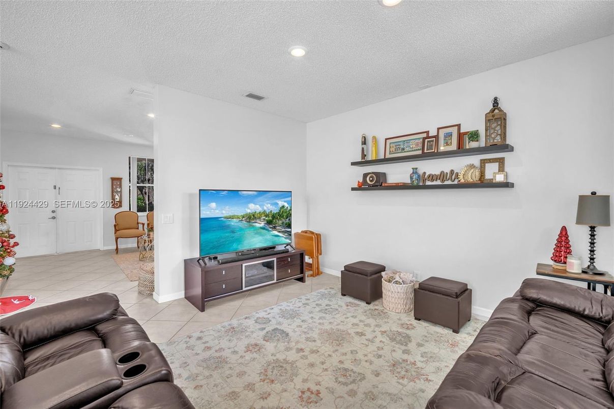 Home Theatre Room, Interior, Living room, Recessed Lighting