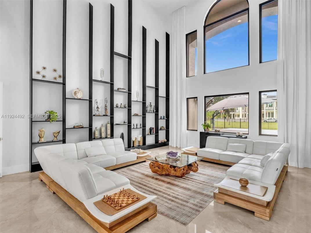 Interior, Living room