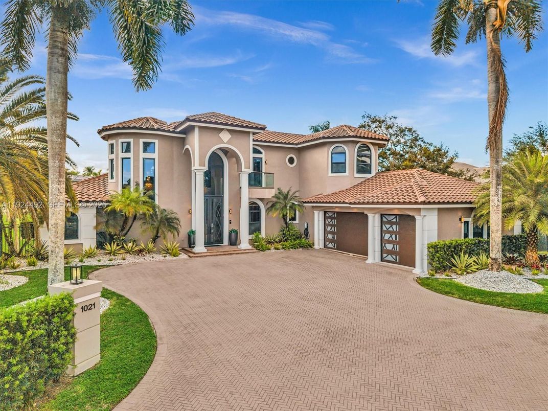 Attached, Backyard, Exterior, Facade, Mediterranean