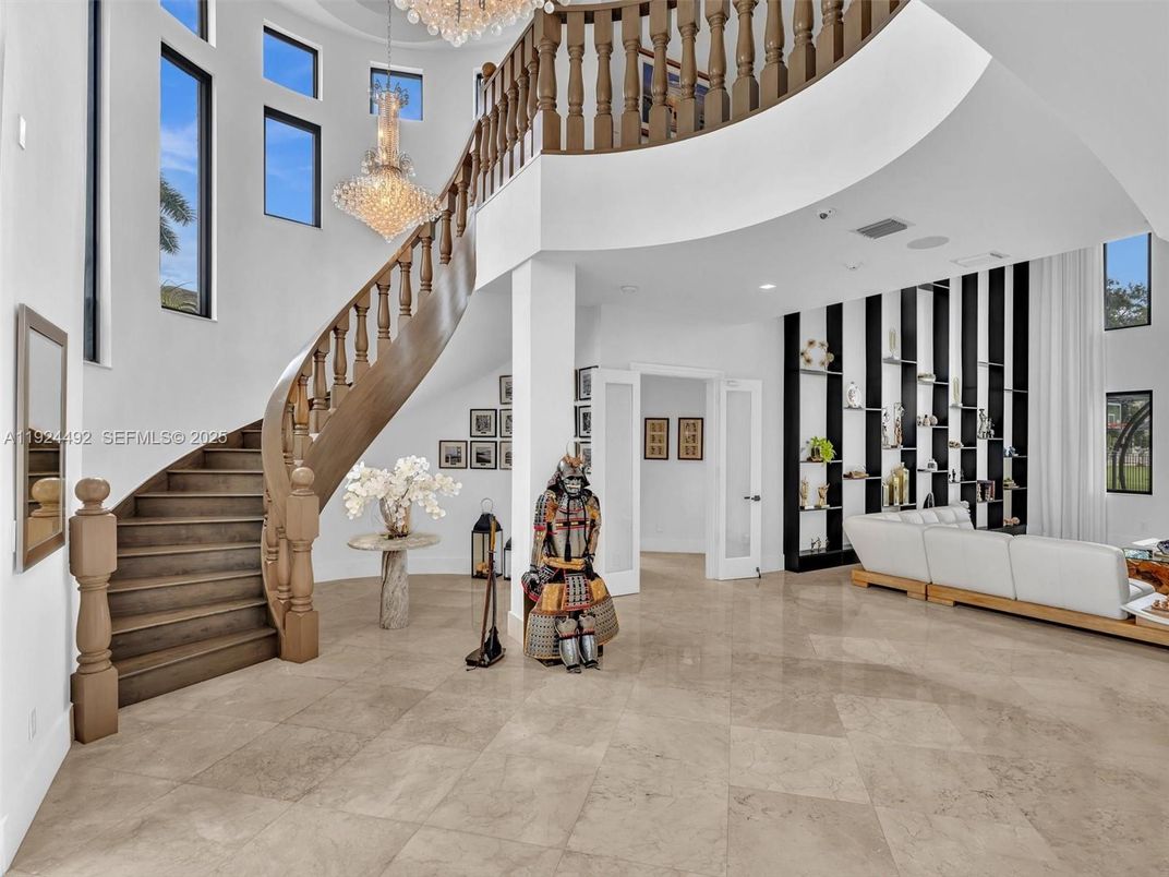 Chandelier, Interior, Recessed Lighting