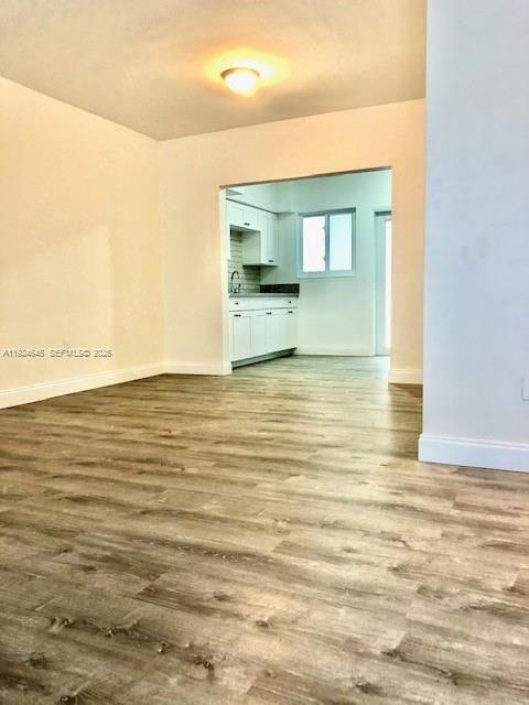 Empty room, Interior, Kitchen, Wood Texture Flooring