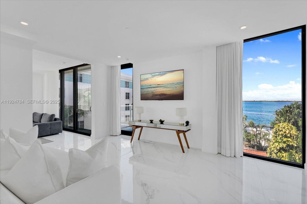 Interior, Living room, Marble, Recessed Lighting, Water