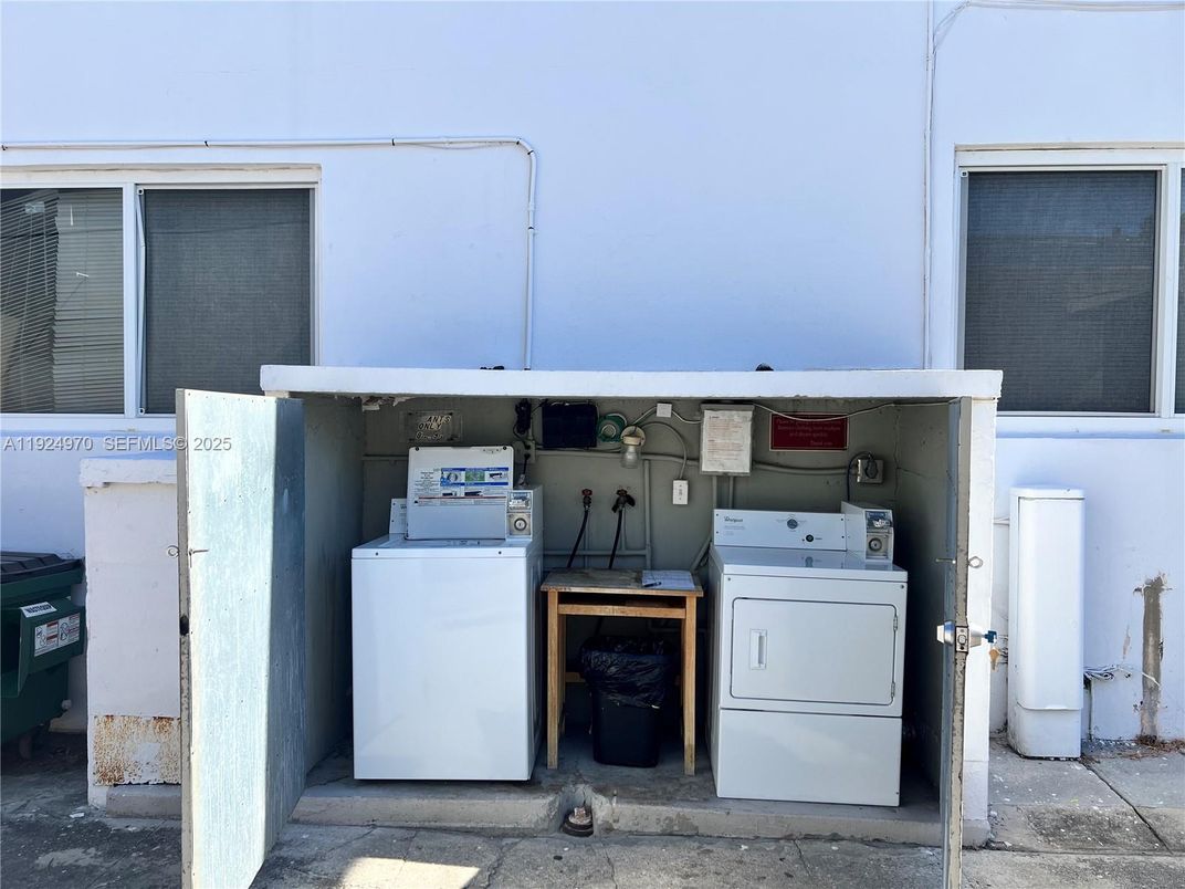 Exterior, Utility Closets, Washer