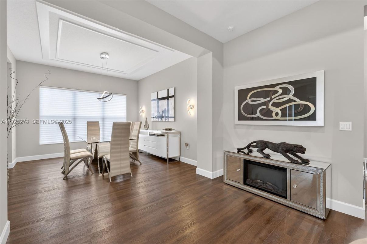 Chandelier, Dining room, Interior, Wood Texture Flooring