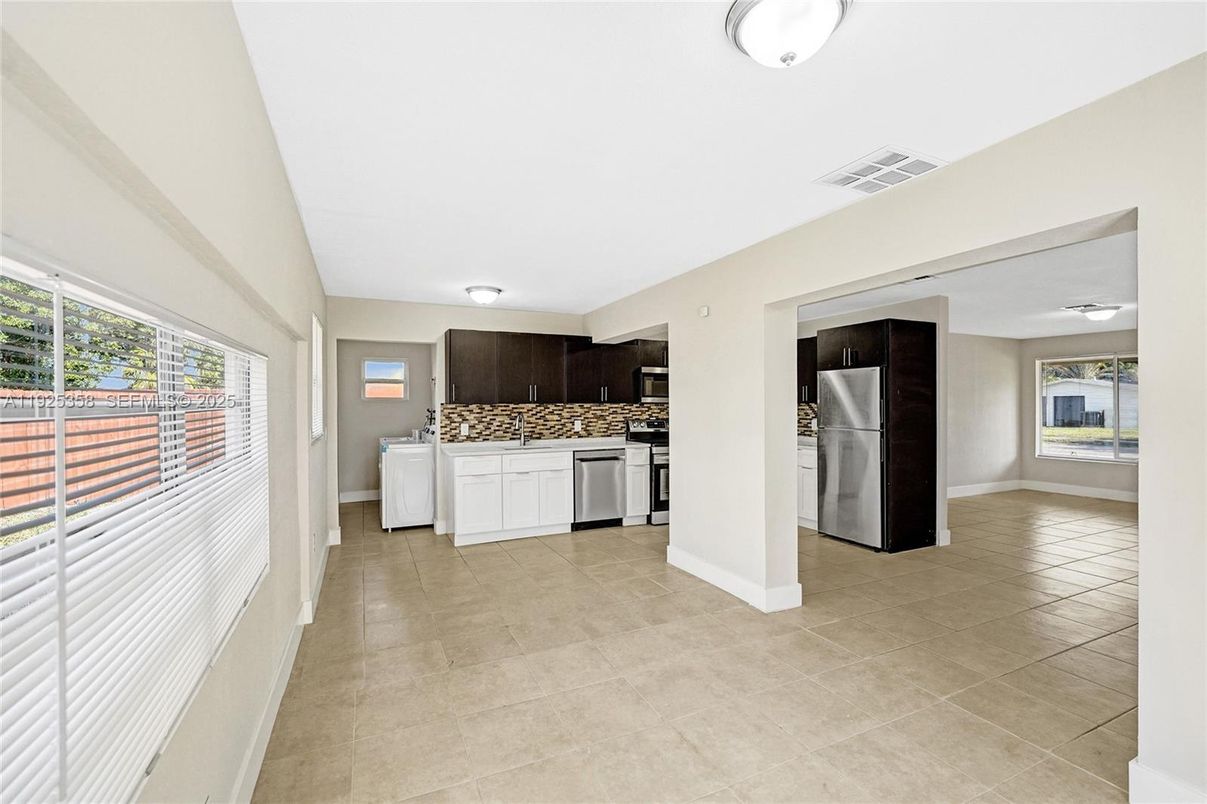 Interior, Kitchen, Stainless Steel Appliances, Washer