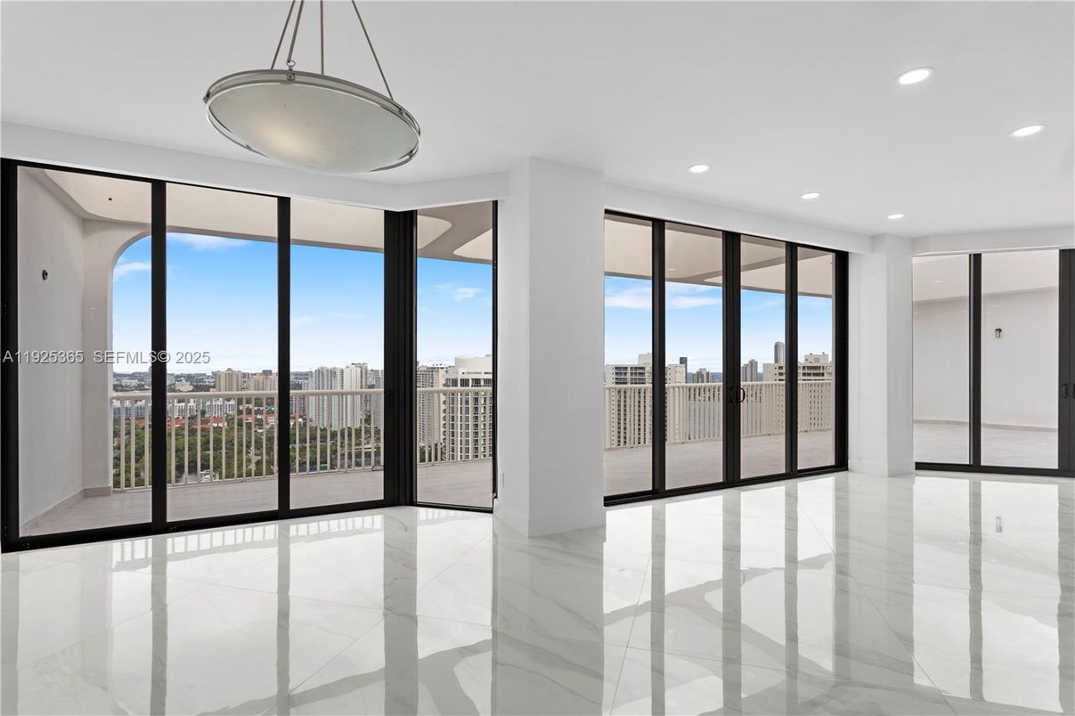 Empty room, Interior, Marble, Recessed Lighting, Water