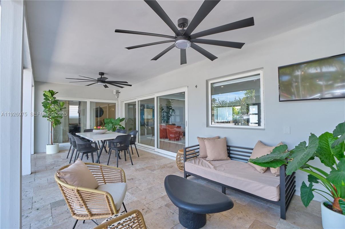 Dining room, Exterior, Interior