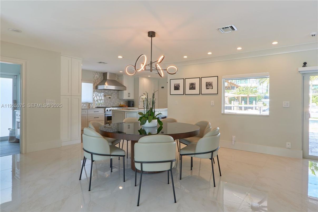 Dining room, Interior, Kitchen, Marble, Pendant Lights, Recessed Lighting, Stainless Steel Appliances