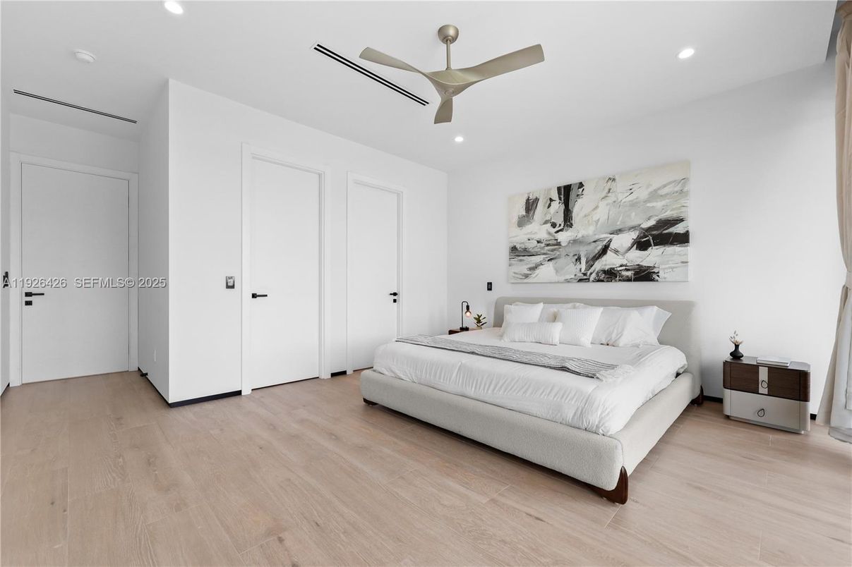 Bedroom, Interior, Recessed Lighting, Wood Texture Flooring