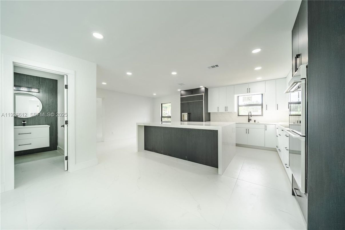 Interior, Kitchen, Marble, Recessed Lighting