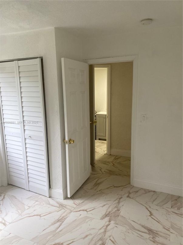 Empty room, Interior, Marble