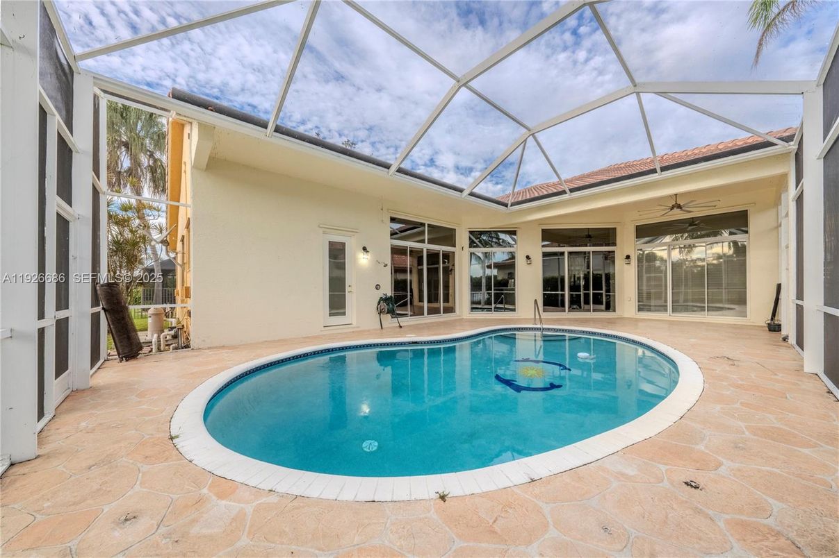 Glass Ceilings, Interior, Pool, Sun Room