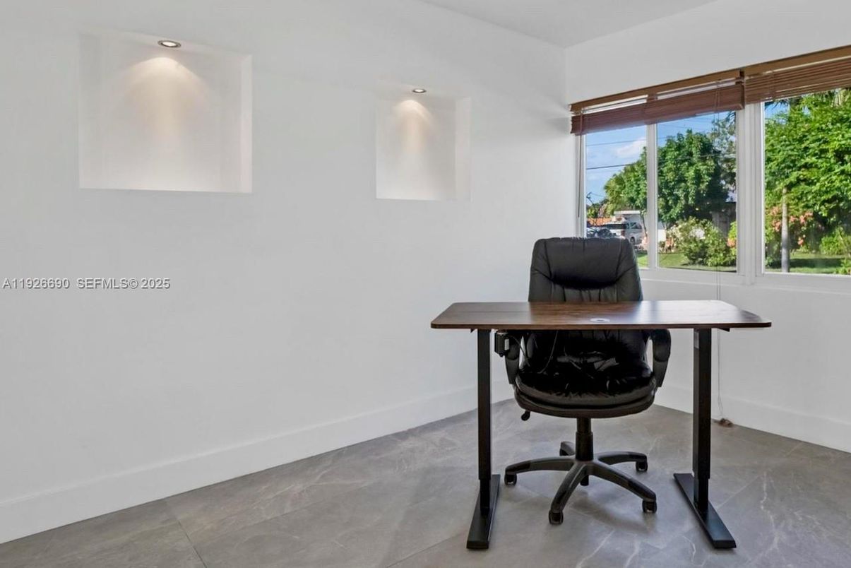 Home Office, Interior, Recessed Lighting