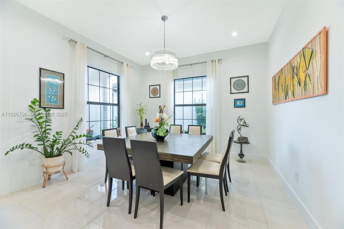 Chandelier, Dining room, Interior, Recessed Lighting