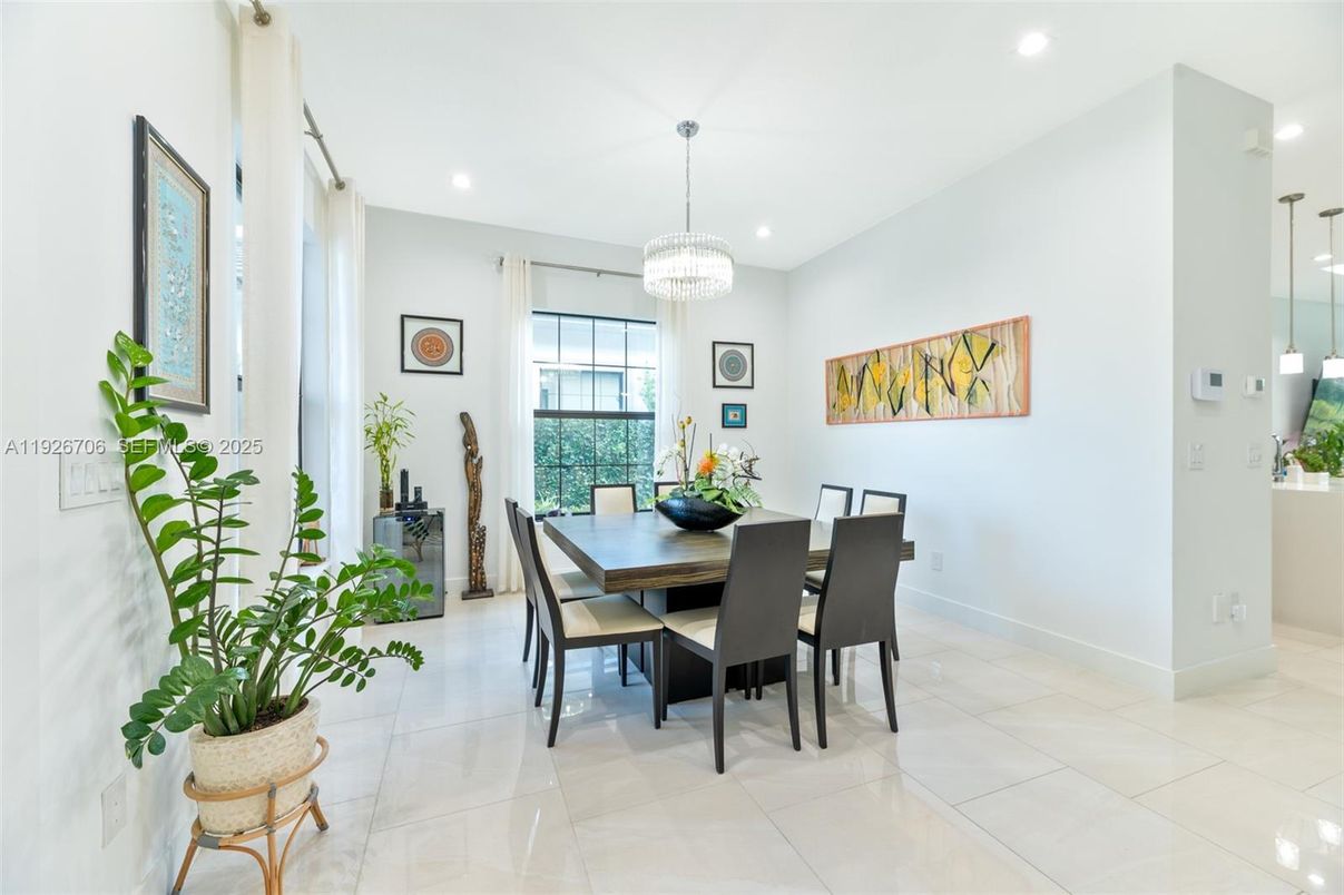 Chandelier, Dining room, Interior, Recessed Lighting
