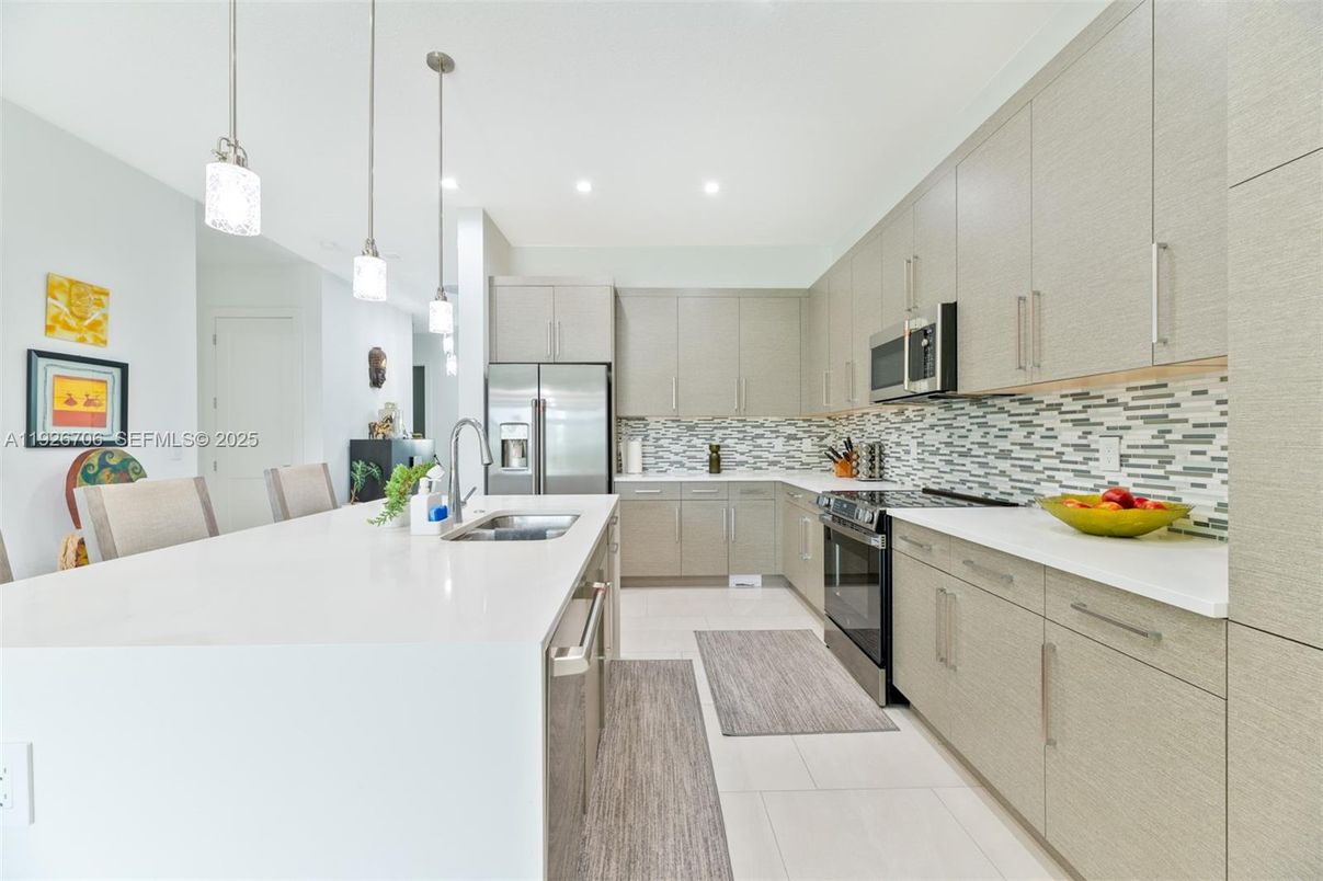 Interior, Kitchen, Pendant Lights, Recessed Lighting, Stainless Steel Appliances