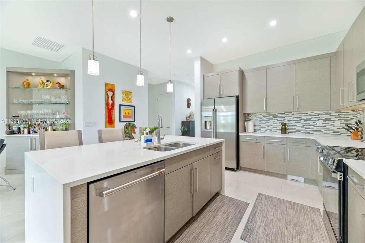 Interior, Kitchen, Pendant Lights, Recessed Lighting, Stainless Steel Appliances