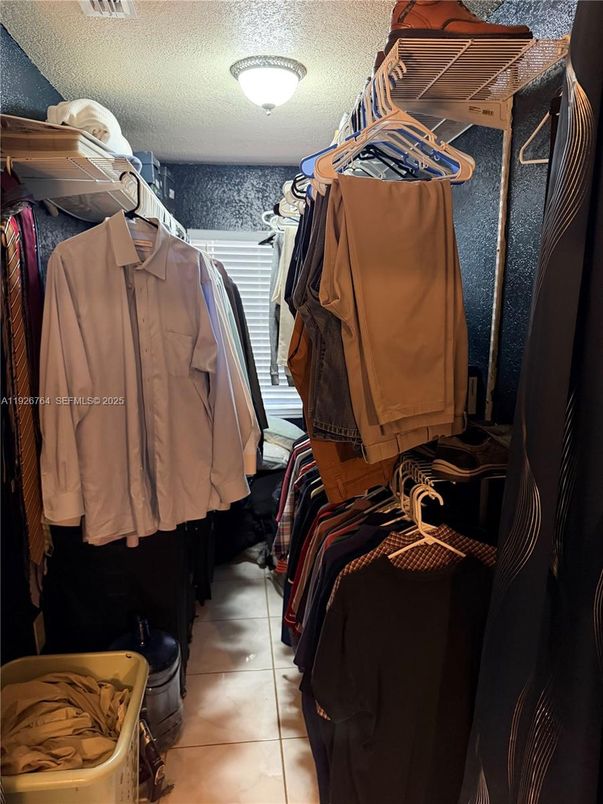 Interior, Walk-in Closets