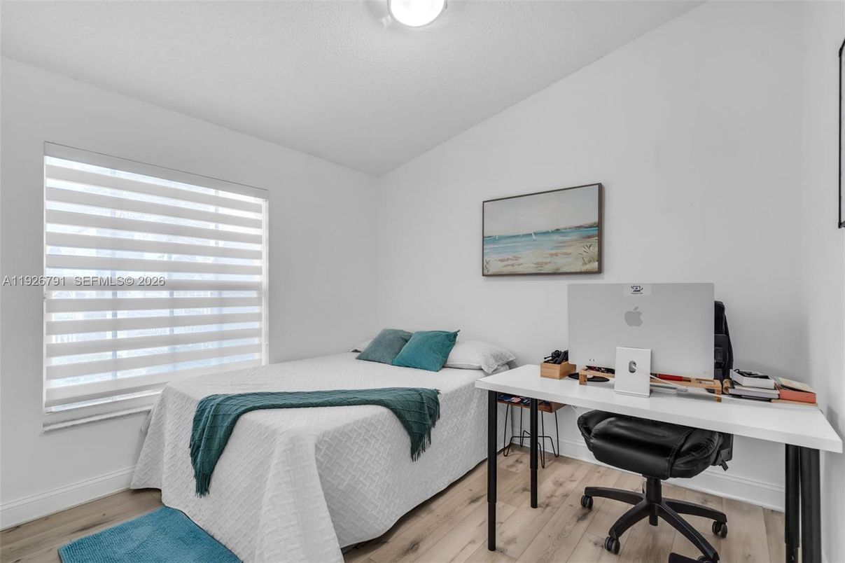 Bedroom, Home Office, Interior, Wood Texture Flooring