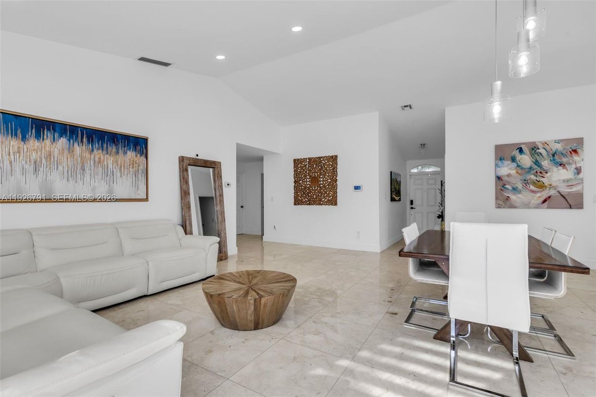 Dining room, Interior, Living room, Pendant Lights, Recessed Lighting