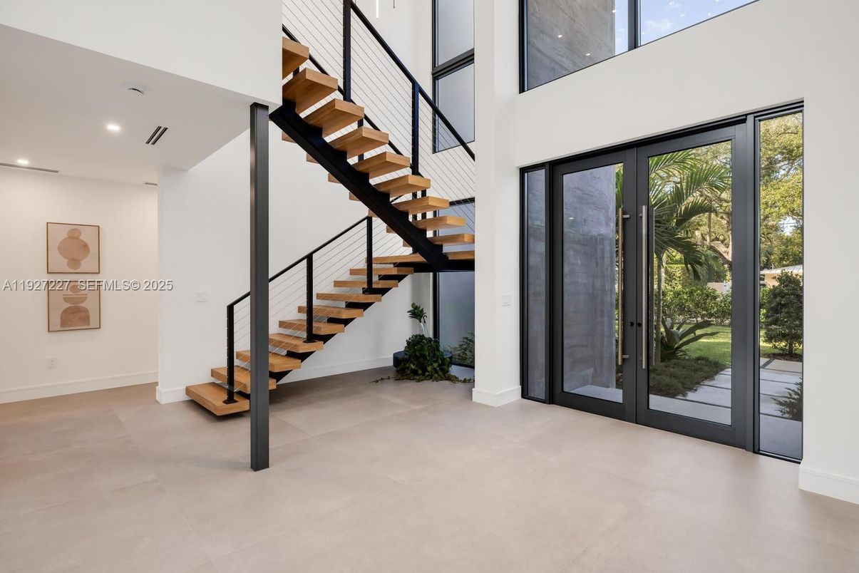 Interior, Recessed Lighting