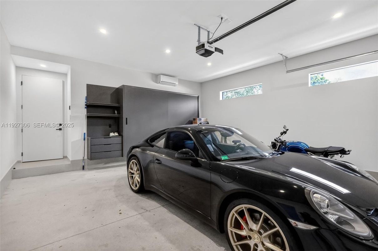 Garage, Interior, Recessed Lighting