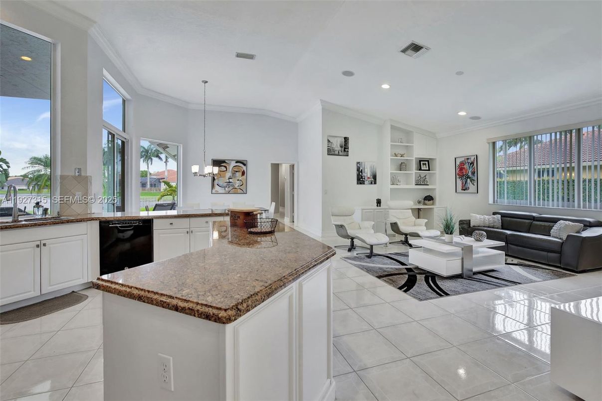 Interior, Kitchen, Living room, Pendant Lights, Recessed Lighting